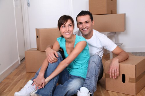 Satisfied customers with reliable house removalists in Elephant and Castle