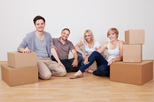 Local removalists navigating routes in Elephant and Castle